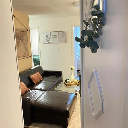 Sweet Flat With 2 Bedrooms Croatia شقة