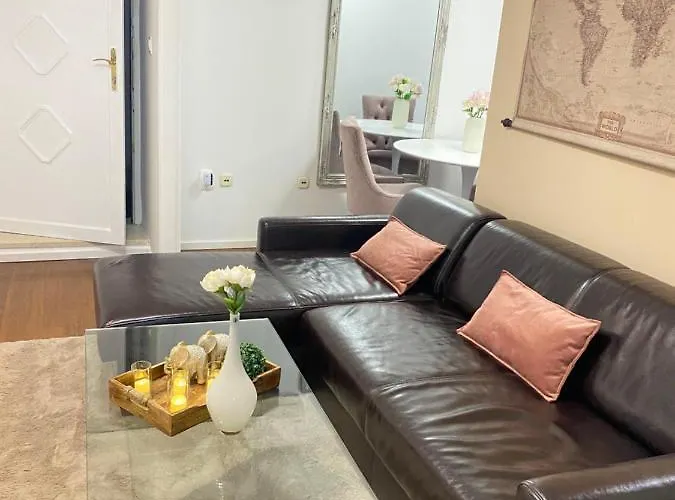 Sweet Flat With 2 Bedrooms Croatia *